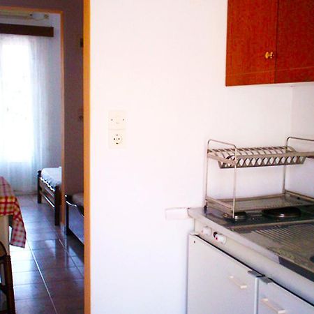 Vaso Rooms Livadakia Bagian luar foto