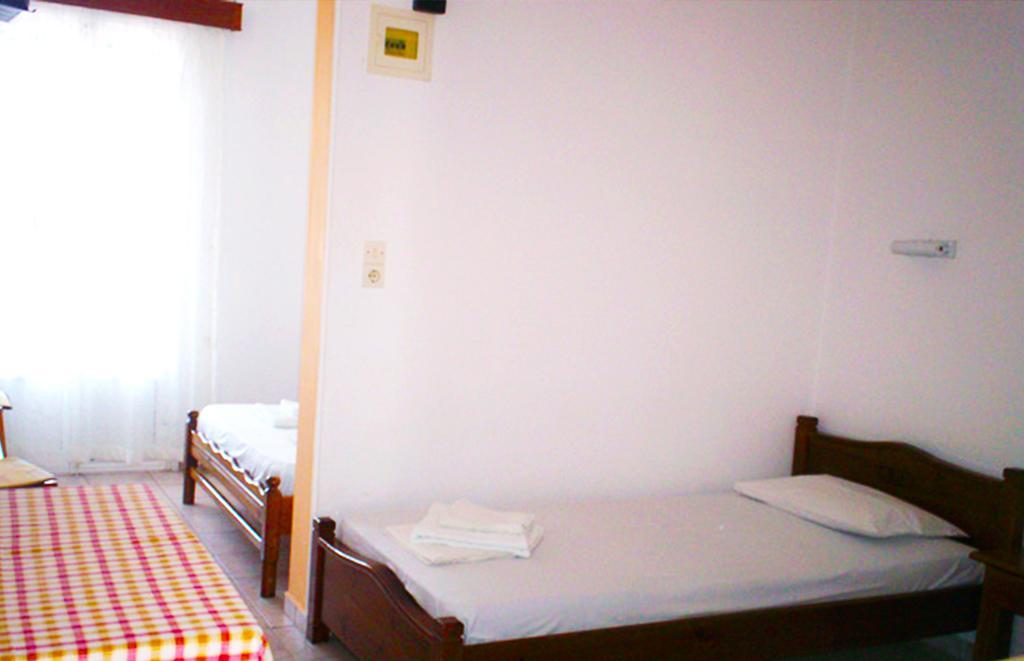 Vaso Rooms Livadakia Bagian luar foto