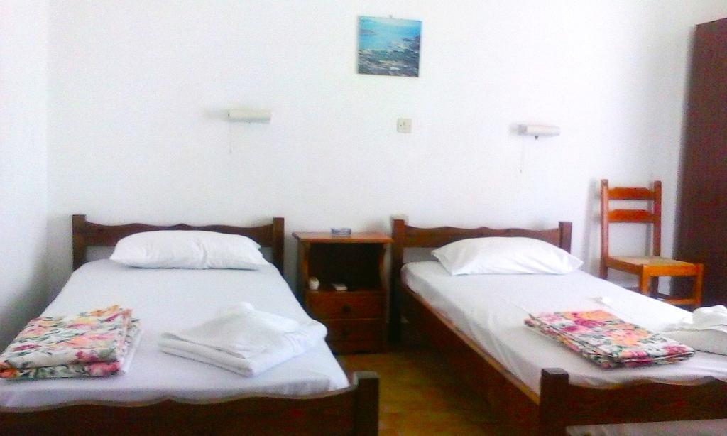 Vaso Rooms Livadakia Bagian luar foto