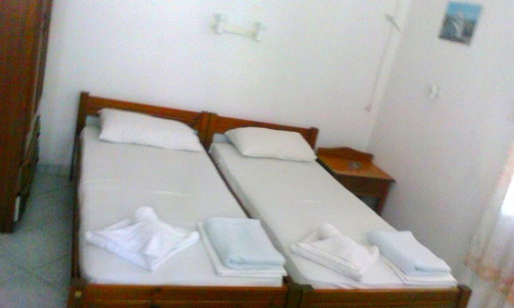 Vaso Rooms Livadakia Bagian luar foto