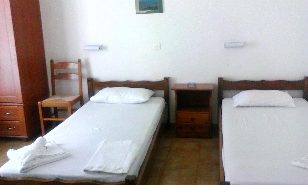 Vaso Rooms Livadakia Bagian luar foto